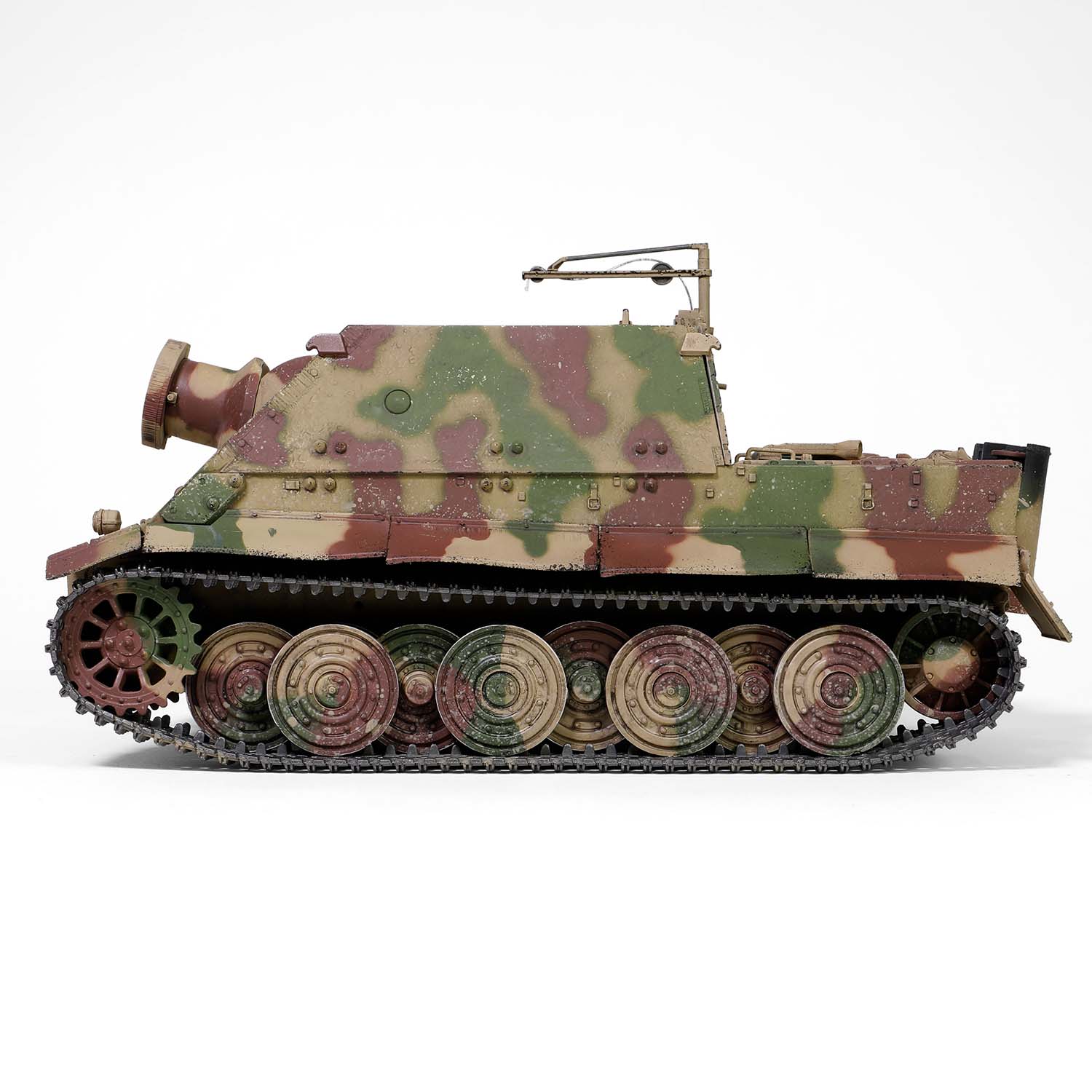 Sturmmorserwagen 606/4 Mit 38cm RW 61 L/3.5 "Sturmtiger" Sturm-Morser-Kp. 1002, the area of Berlin, Germany, May 1945