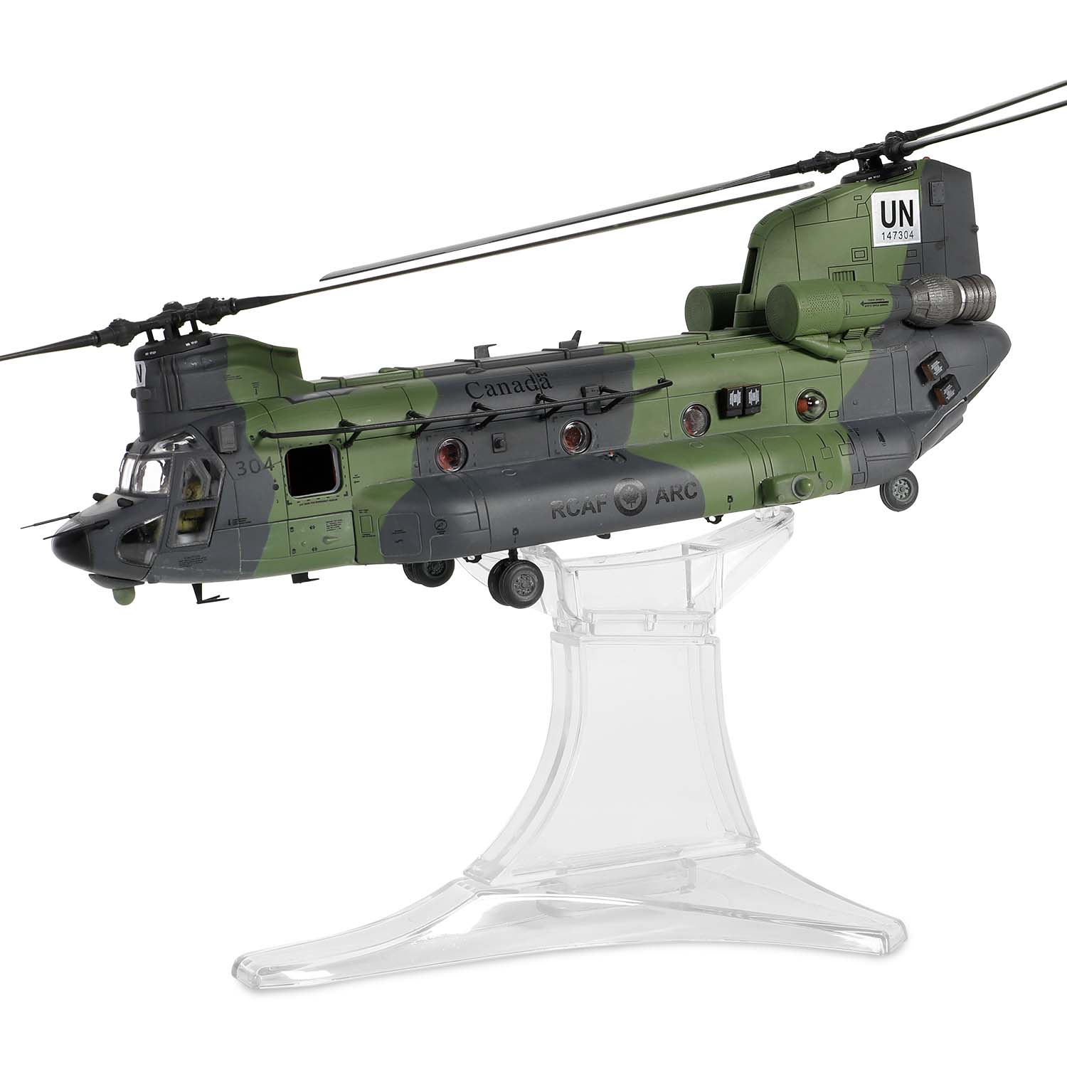 Boeing Chinook CH-147F helicopter Royal Canadian Air Force #147304 (Valkyrie Nose Art), 450 Tactical Helicopter Squadron, Camp Castor, Gao, Mali, Western Africa, 2018-2019